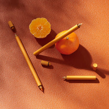 Load image into Gallery viewer, Tom's Studio - Lumos Pro Duo Tip - Infinitely Refillable Multi-Tip Pen