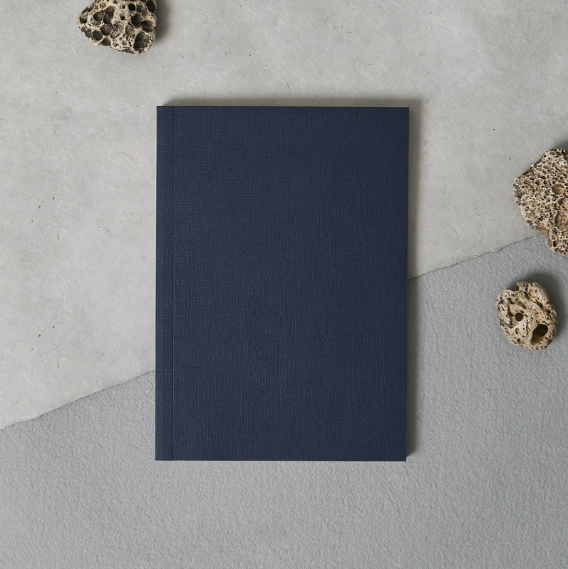 Matere NAVY LINEN - A5 Layflat Softcover Notebook - Lined Munken Pages