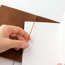 Load image into Gallery viewer, TRAVELER'S notebook - camel coloured leather starter kit - Passport Size