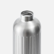 Load image into Gallery viewer, Black+Blum - Insulated Water Bottle - Explorer Large 850ml: Black