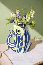 Load image into Gallery viewer, Fish shaped paper vase by Octaevo Barcelona