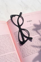 Load image into Gallery viewer, Bookmark Dolce Vita Sunglasses - by Octaevo Barcelona