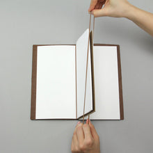 Load image into Gallery viewer, TRAVELER&#39;S Company notebook accessory 021 - Refill Connecting Band Set - Regular size
