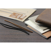 Load image into Gallery viewer, TRAVELER&#39;S Company notebook accessory 021 - Refill Connecting Band Set - Regular size
