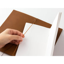 Load image into Gallery viewer, TRAVELER&#39;S COMPANY notebook - Camel coloured leather regular size
