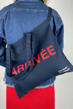 Load image into Gallery viewer, The General Classification - Départ - Arrivée Musette Large Navy
