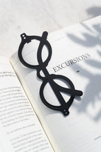 Load image into Gallery viewer, Bookmark The Voyage Sunglasses - by Octaevo Barcelona
