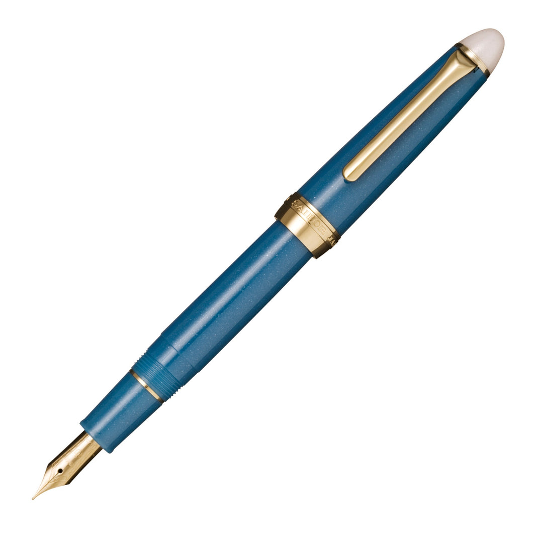 SHIKIORI PALE BLUE YOZAKURA FOUNTAIN PEN by Sailor Pen