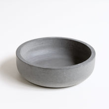 Load image into Gallery viewer, Utility Bowl in concrete - small / 15cm
